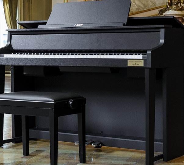 yakın cekim piyano görseli